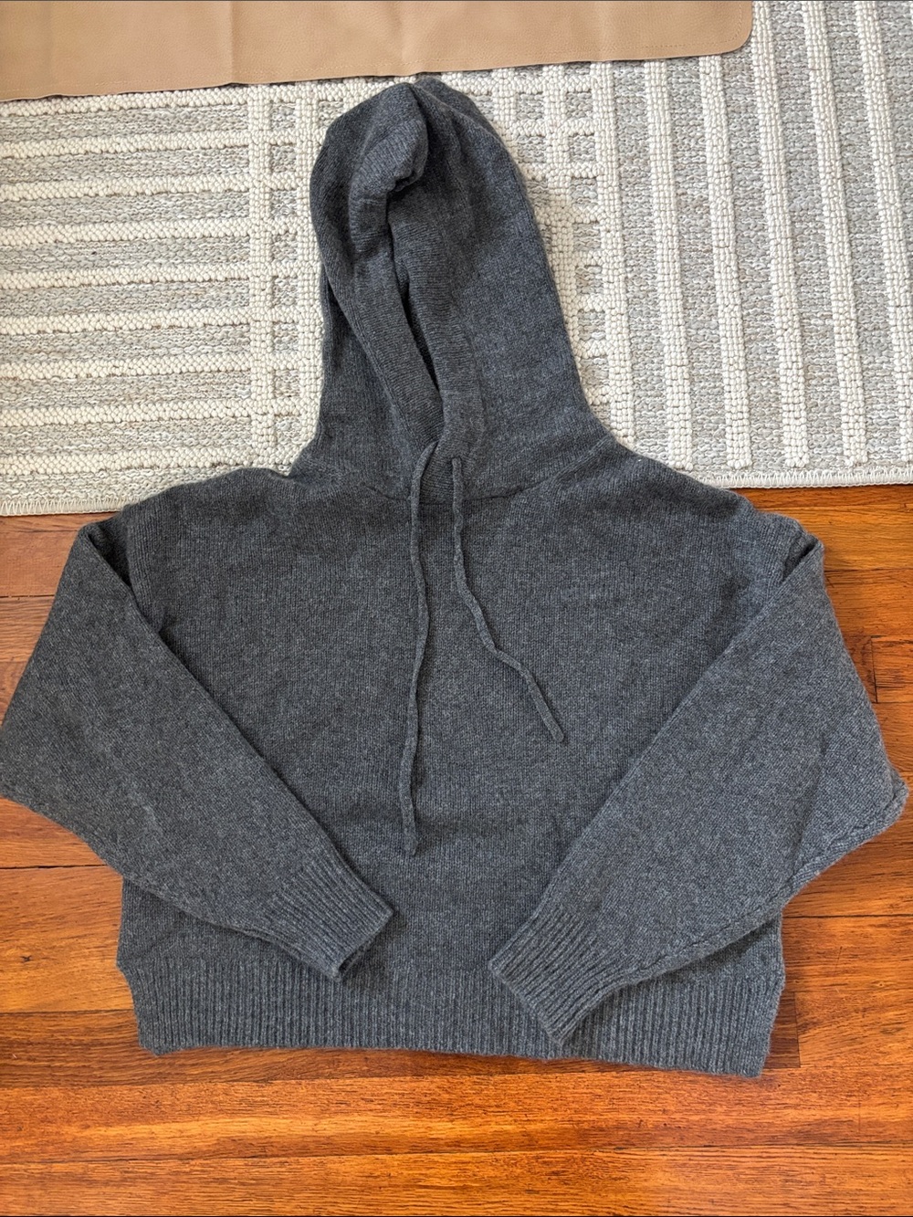 Babaton Aritzia Cashmere Charcoal Hooded Women's Sweater